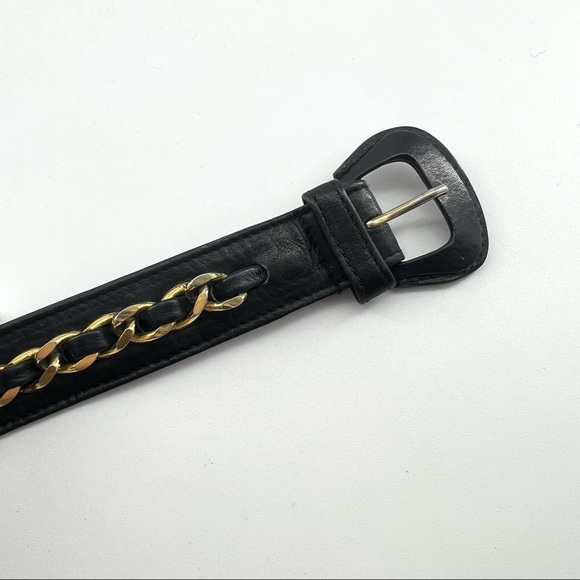 ✈️sold✈️Chanel Black Gold Bag Bum bag Belt - Picture 12 of 16